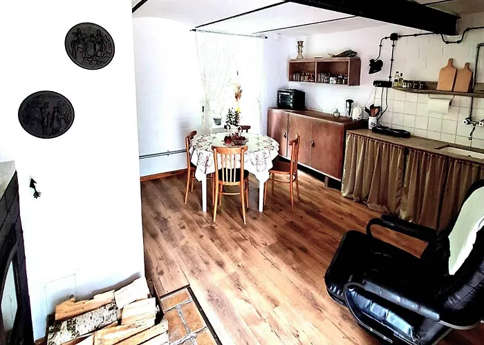 Zielona Samotnia Апартаменты Чаплинек